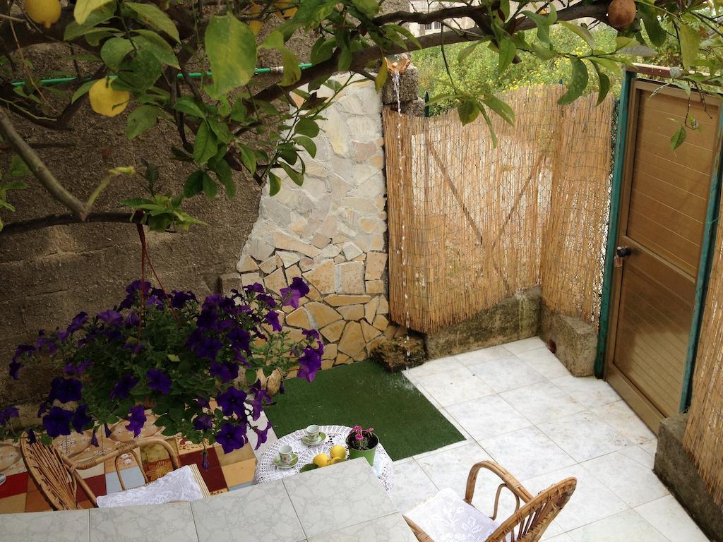 Case Vacanze Le Rose Vila Noto Exterior foto