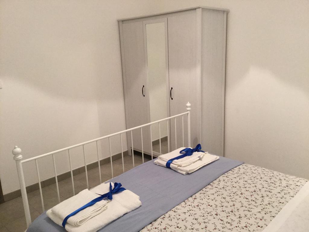 Case Vacanze Le Rose Vila Noto Exterior foto