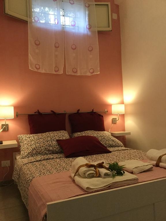 Case Vacanze Le Rose Vila Noto Exterior foto